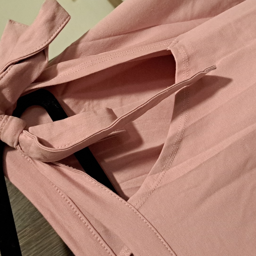 ♥️New Asymmetrical ribbon tie top - Picture 7 of 9